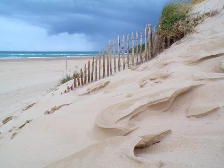 Chez Marie Et Philippe - 1Km De La Plage Les Moitiers-d'Allonne Экстерьер фото